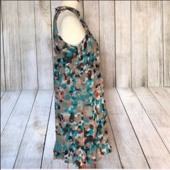 Floral and Abstract dress - Picture 6 of 12